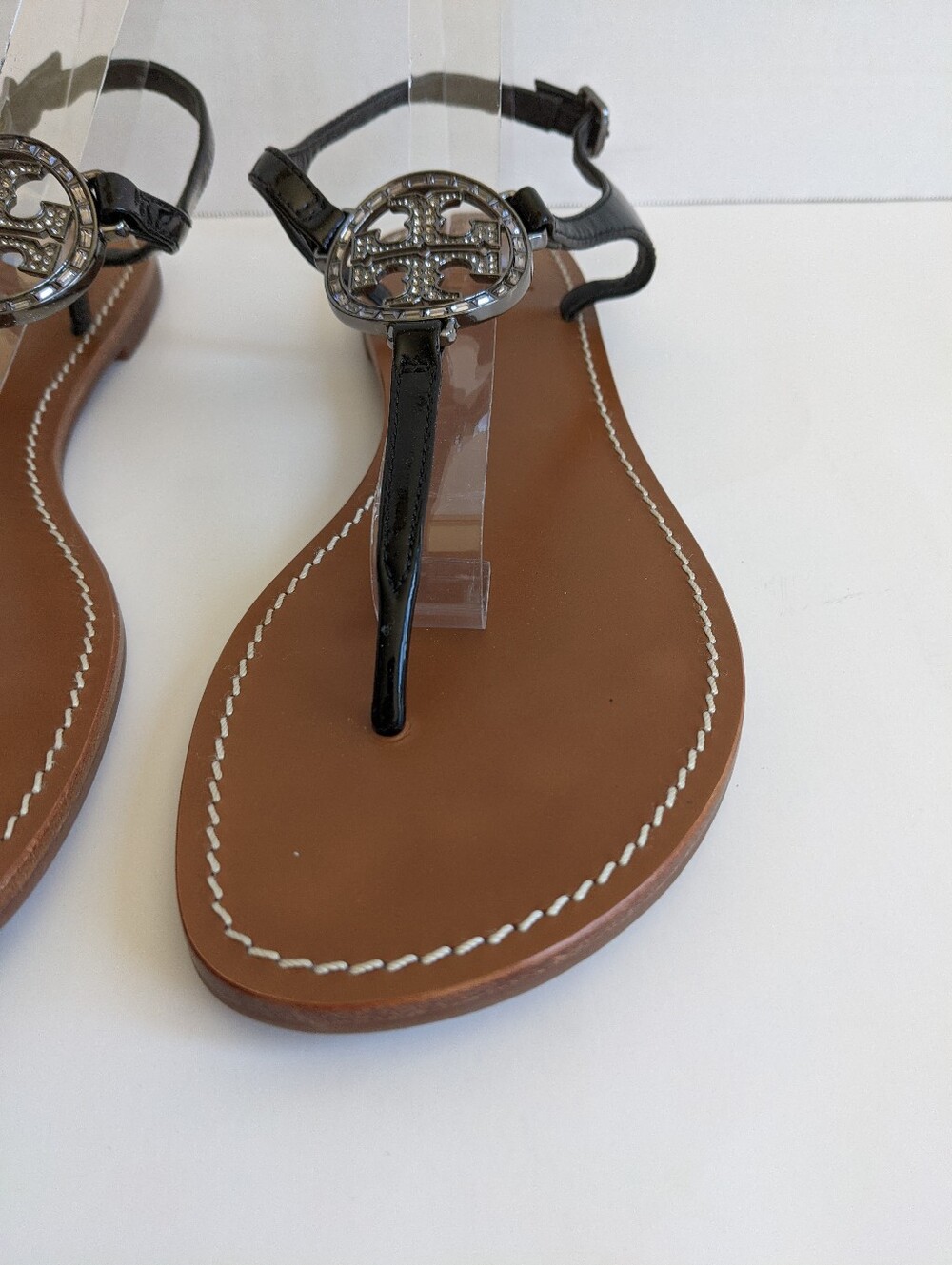 Tory Burch Violet Thong Sandal - Picture 15 of 15